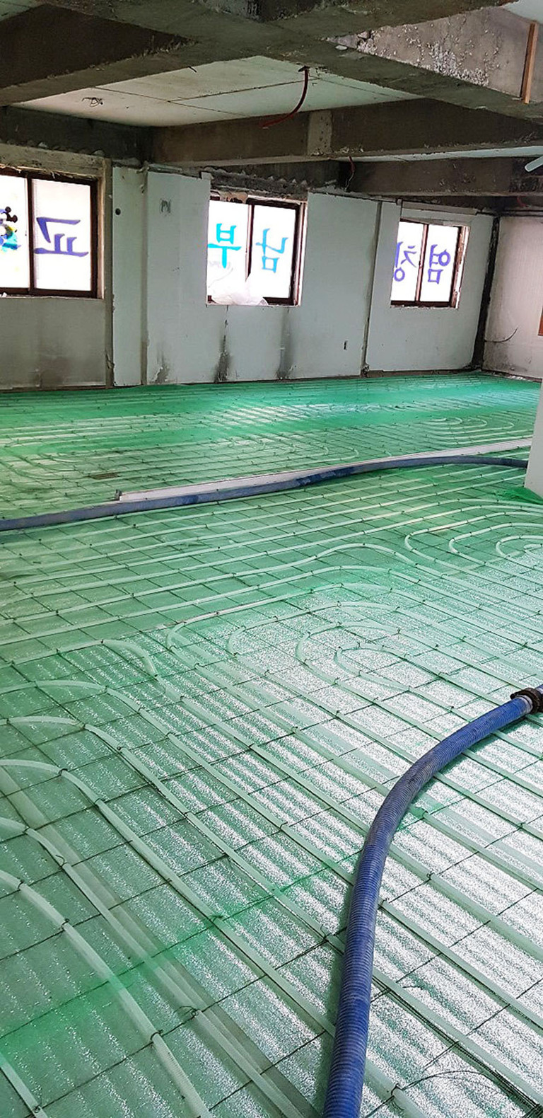 강서구염창동 교회공사중